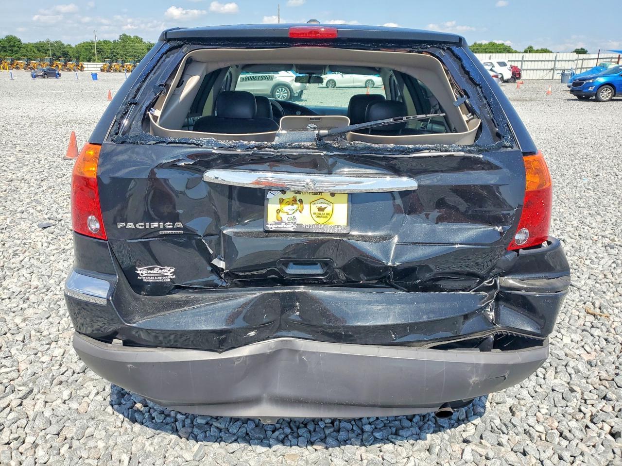 2006 Chrysler Pacifica Touring - Image 6