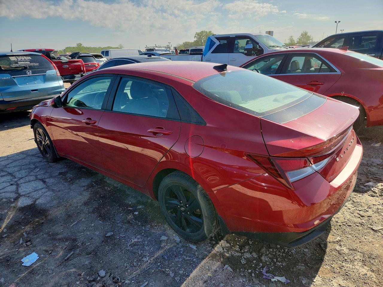 2022 Hyundai Elantra - Image 2