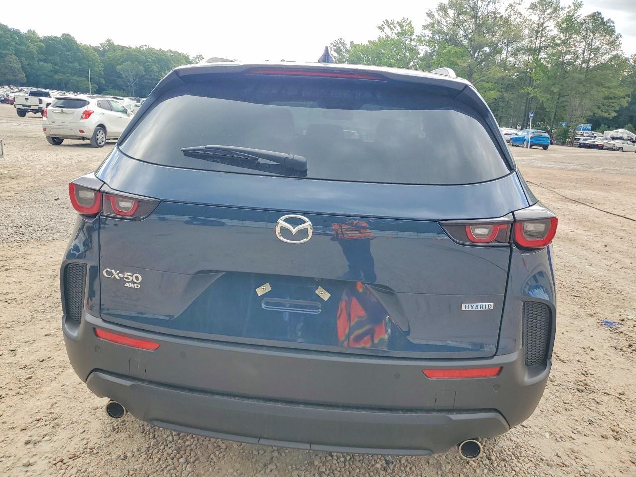 2026 Mazda Cx-50 Premium Plus - Image 6