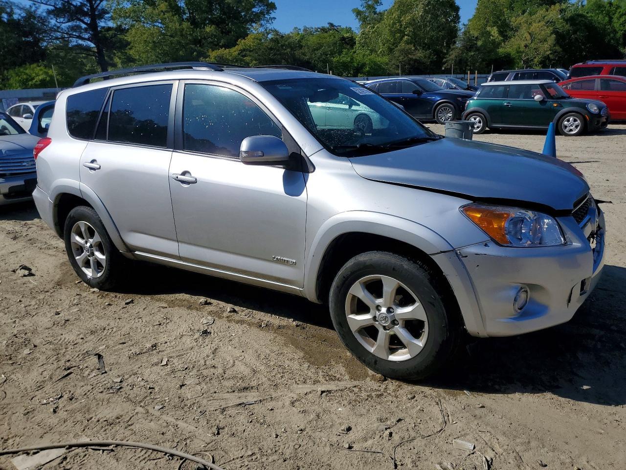 2011 Toyota Rav4 Limited - Image 4