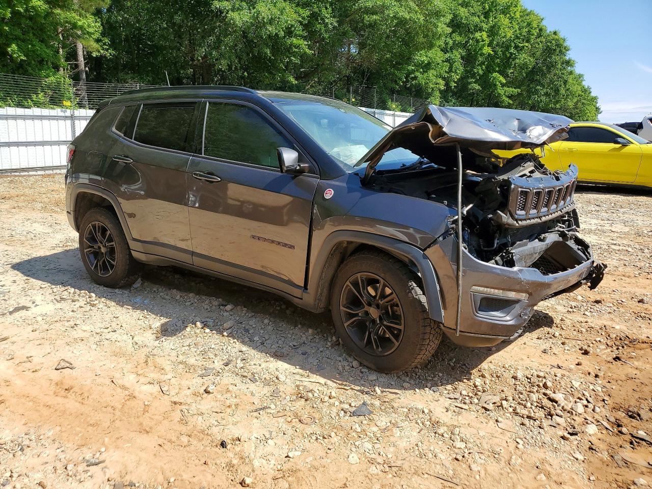 2019 Jeep Compass Trailhawk - Image 4