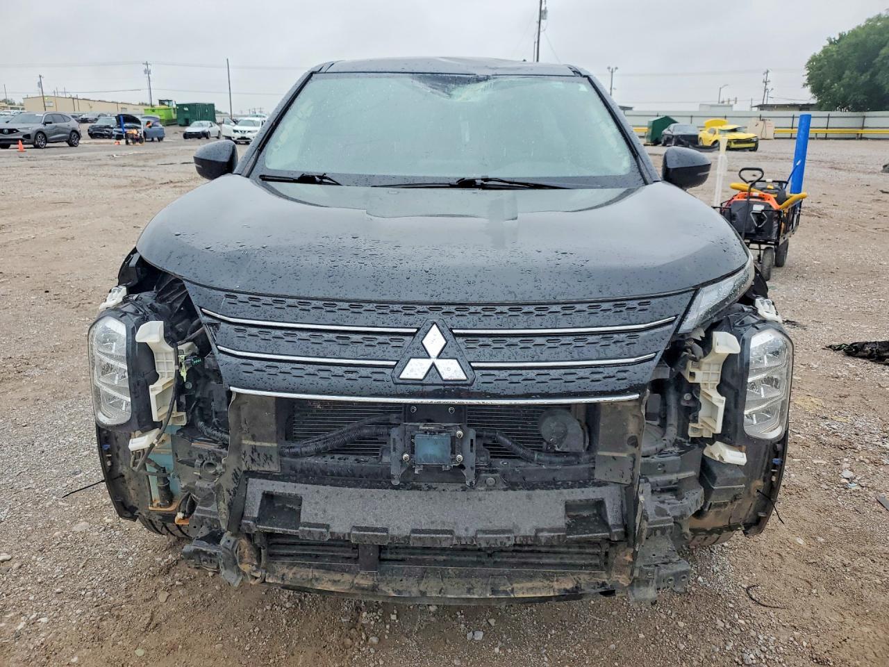 2023 Mitsubishi Outlander Se - Фото 5