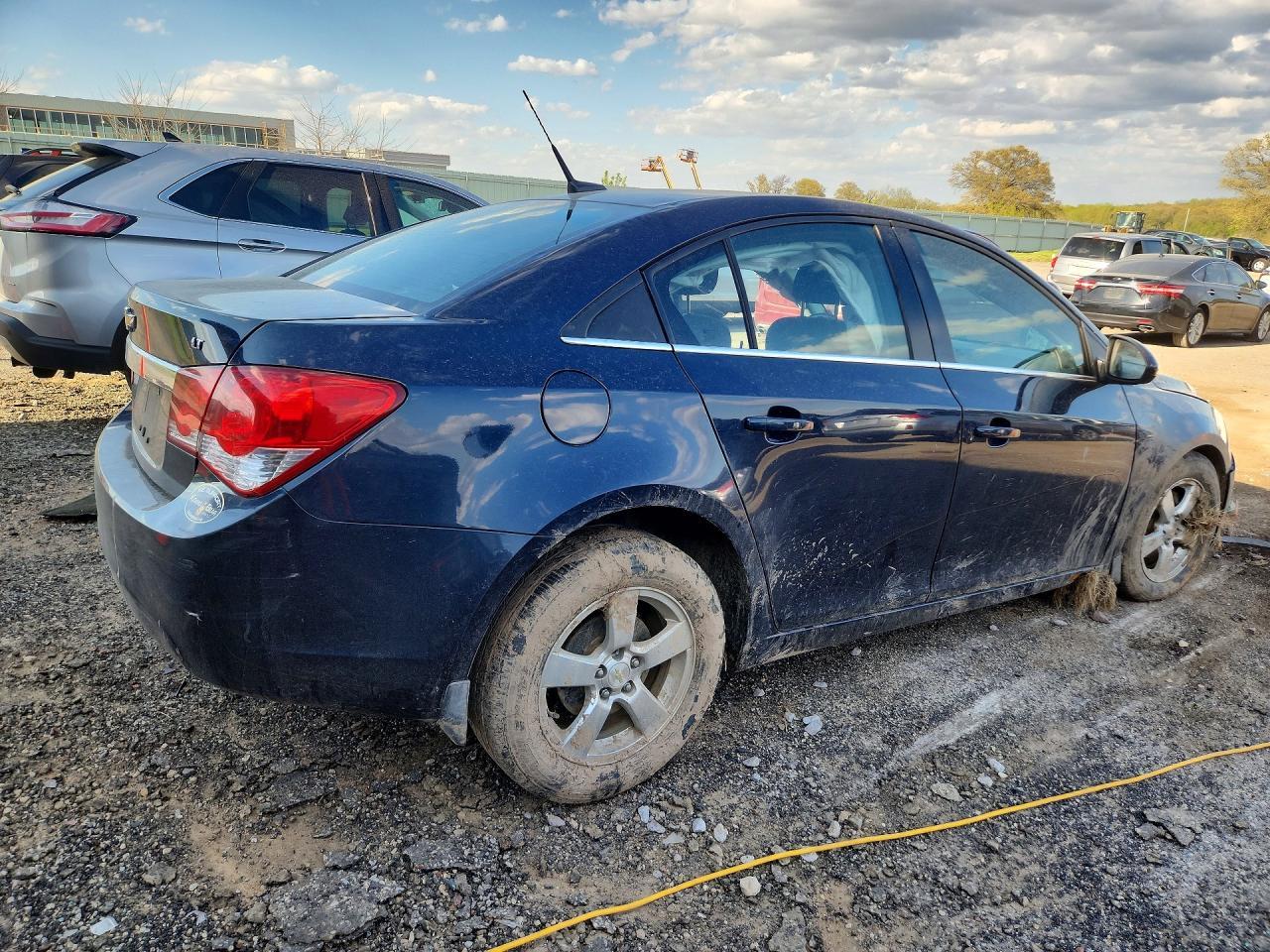 2014 Chevrolet Cruze Lt - Image 3