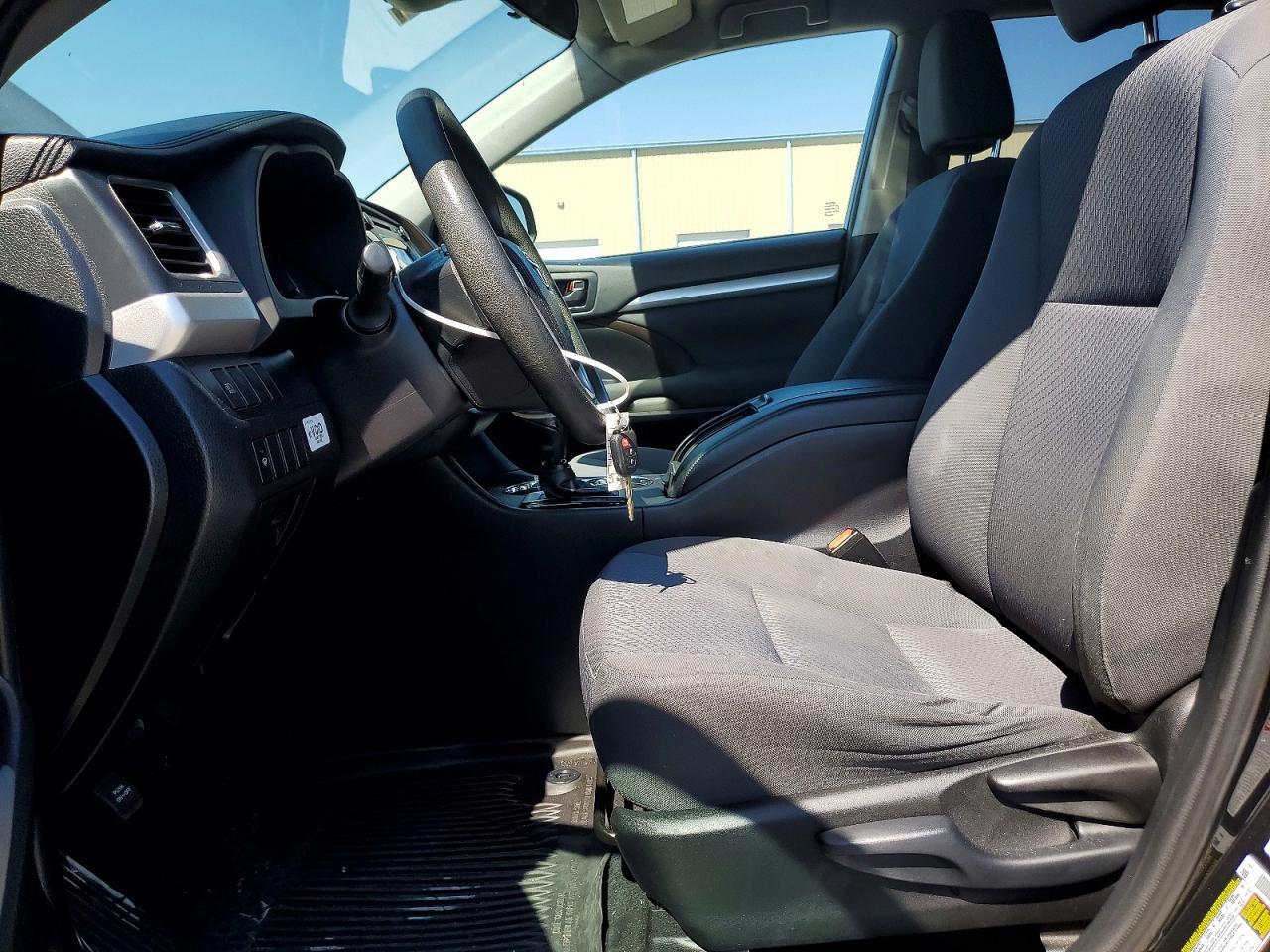 2019 Toyota Highlander Le - Image 7