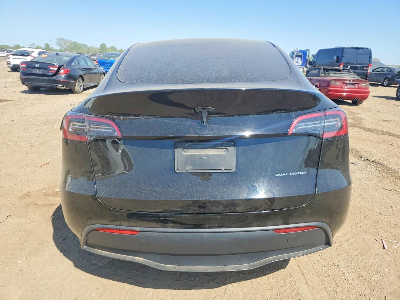 2023 Tesla Model Y - Image 6