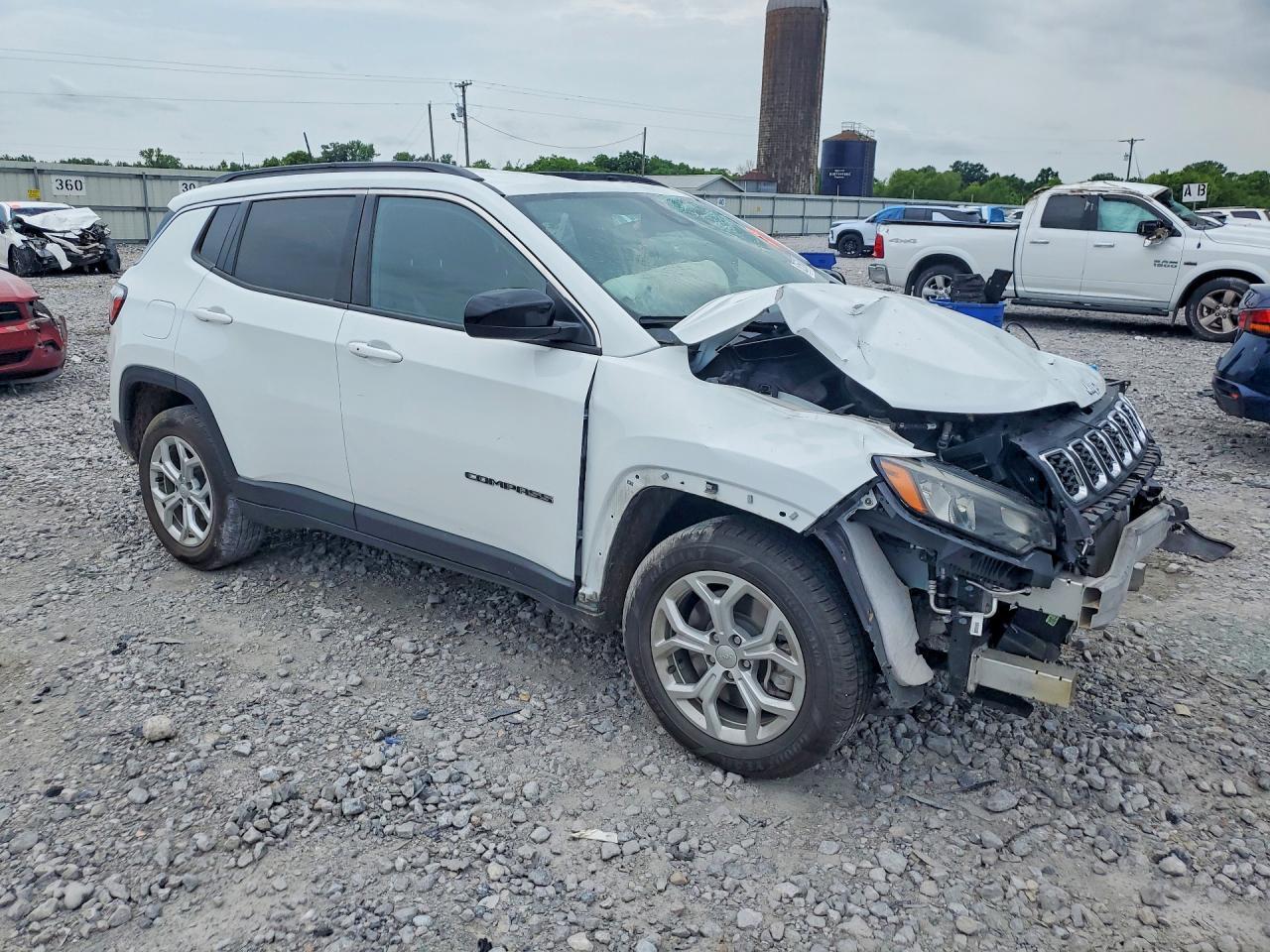 2024 Jeep Compass Latitude - Фото 4