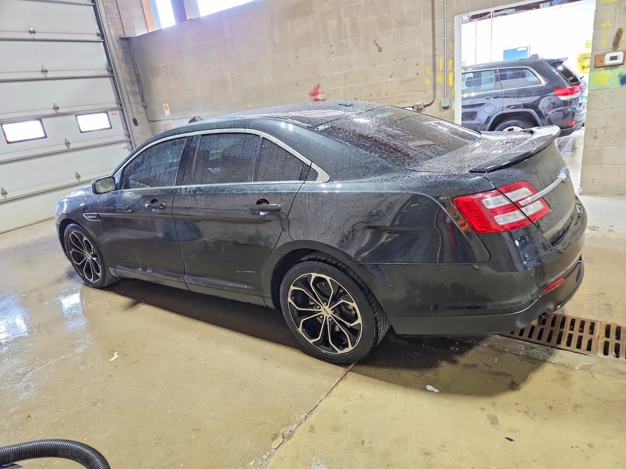 2015 Ford Taurus Sho - Image 2