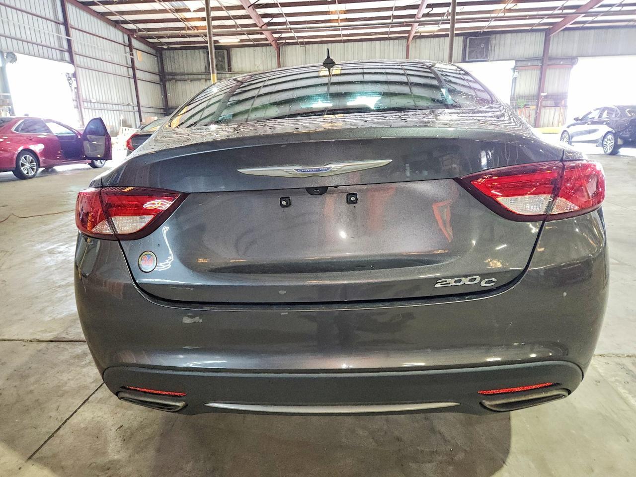 2015 Chrysler 200 C - Фото 6