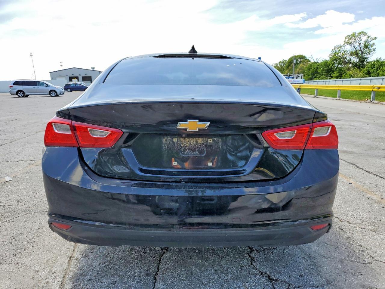 2018 Chevrolet Malibu Ls - Фото 6