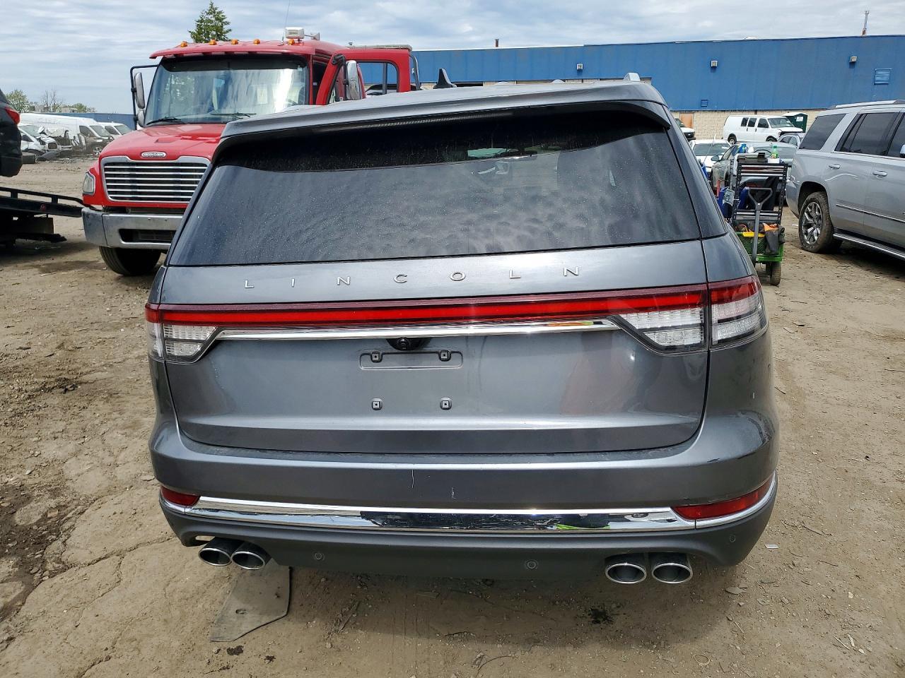 2022 Lincoln Aviator Reserve - Image 6