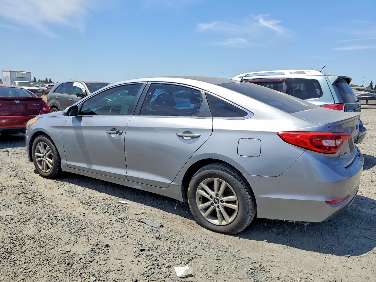 2016 Hyundai Sonata Se - Фото 2