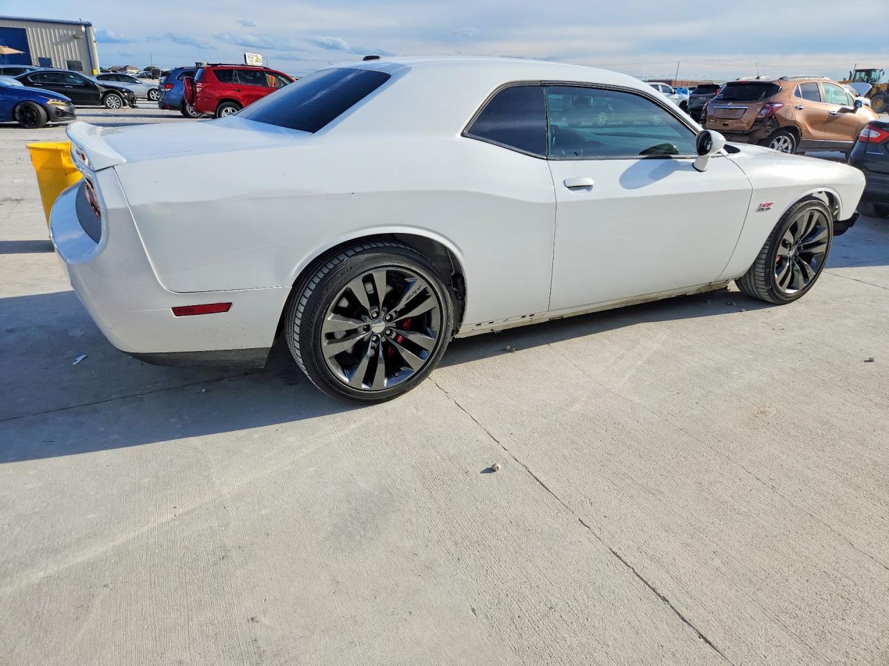 2014 Dodge Challenger Srt-8 - Image 3