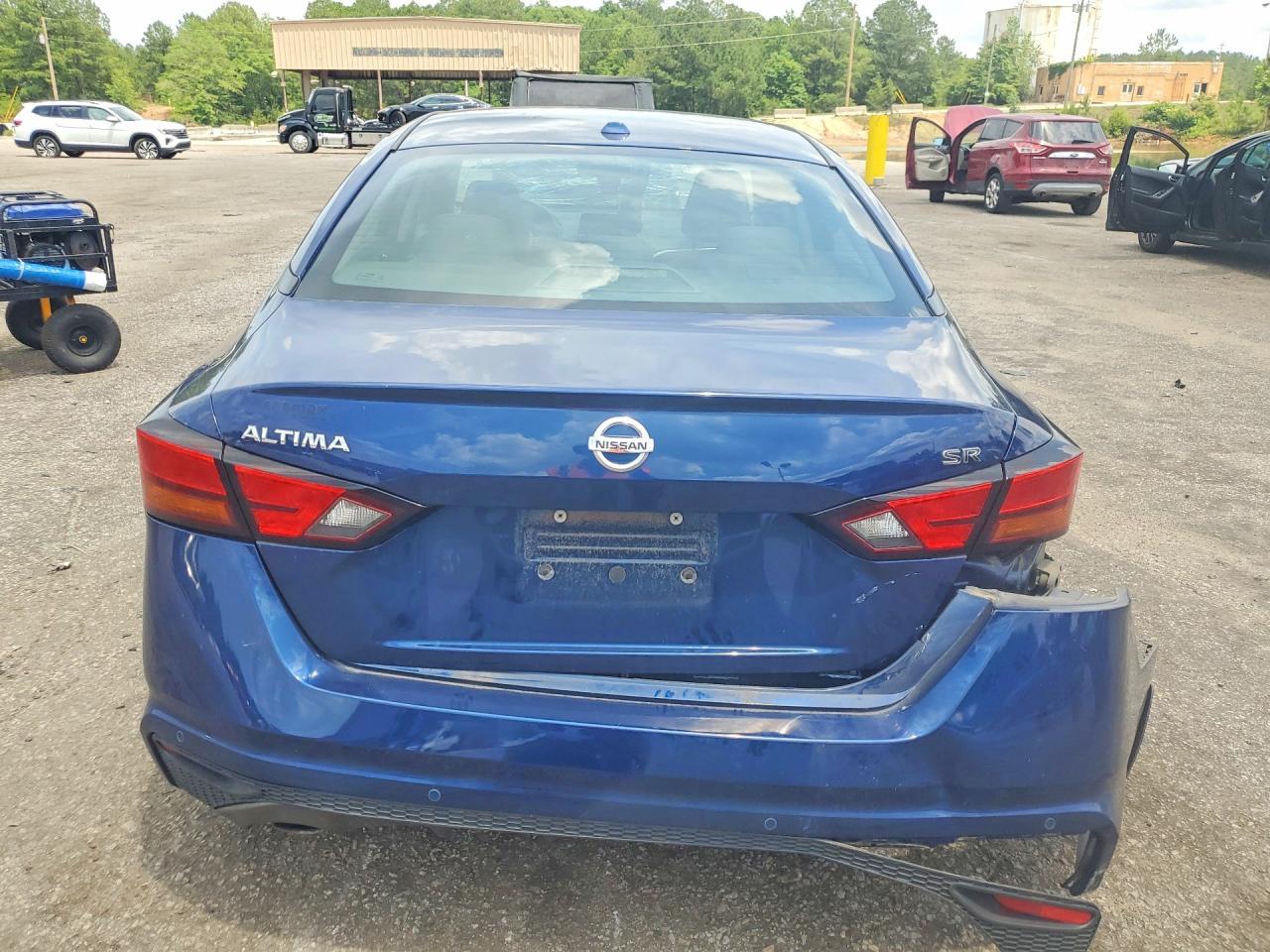 2020 Nissan Altima Sr - Фото 6