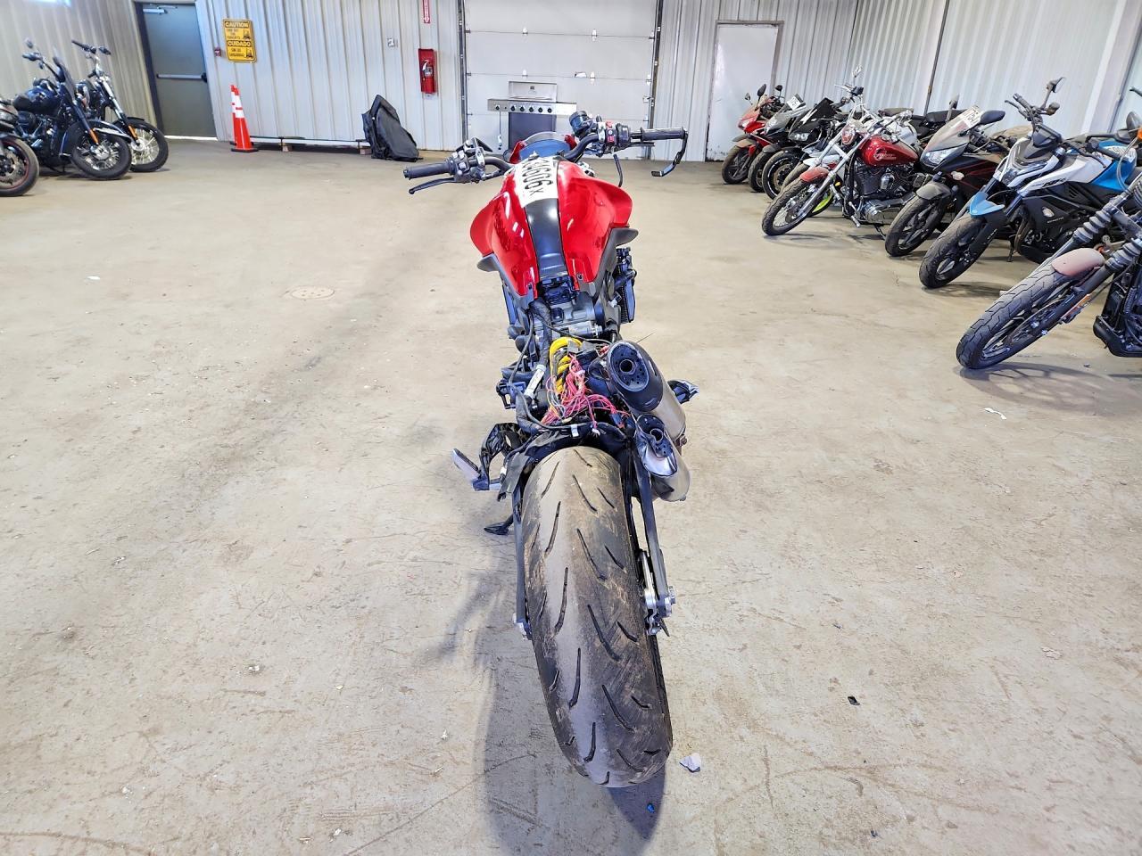 2024 Ducati Monster - Фото 4