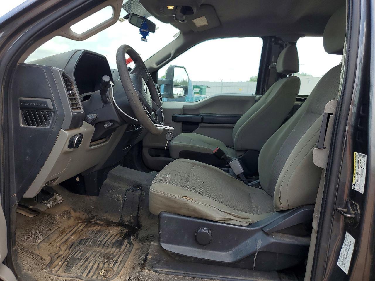 2017 Ford F350 Super Duty - Фото 7