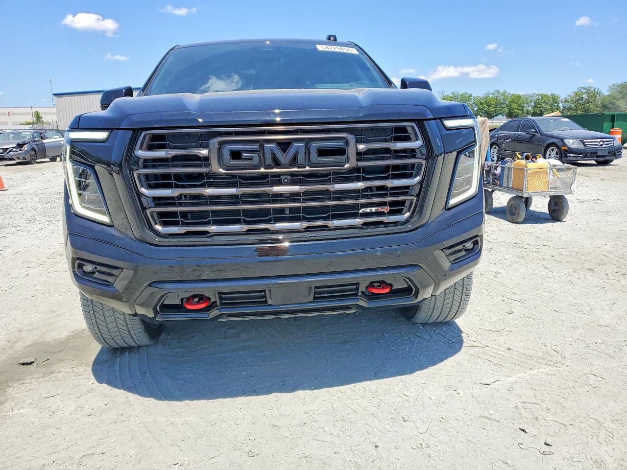 2025 GMC Yukon Xl At4 Ultimate - Image 5