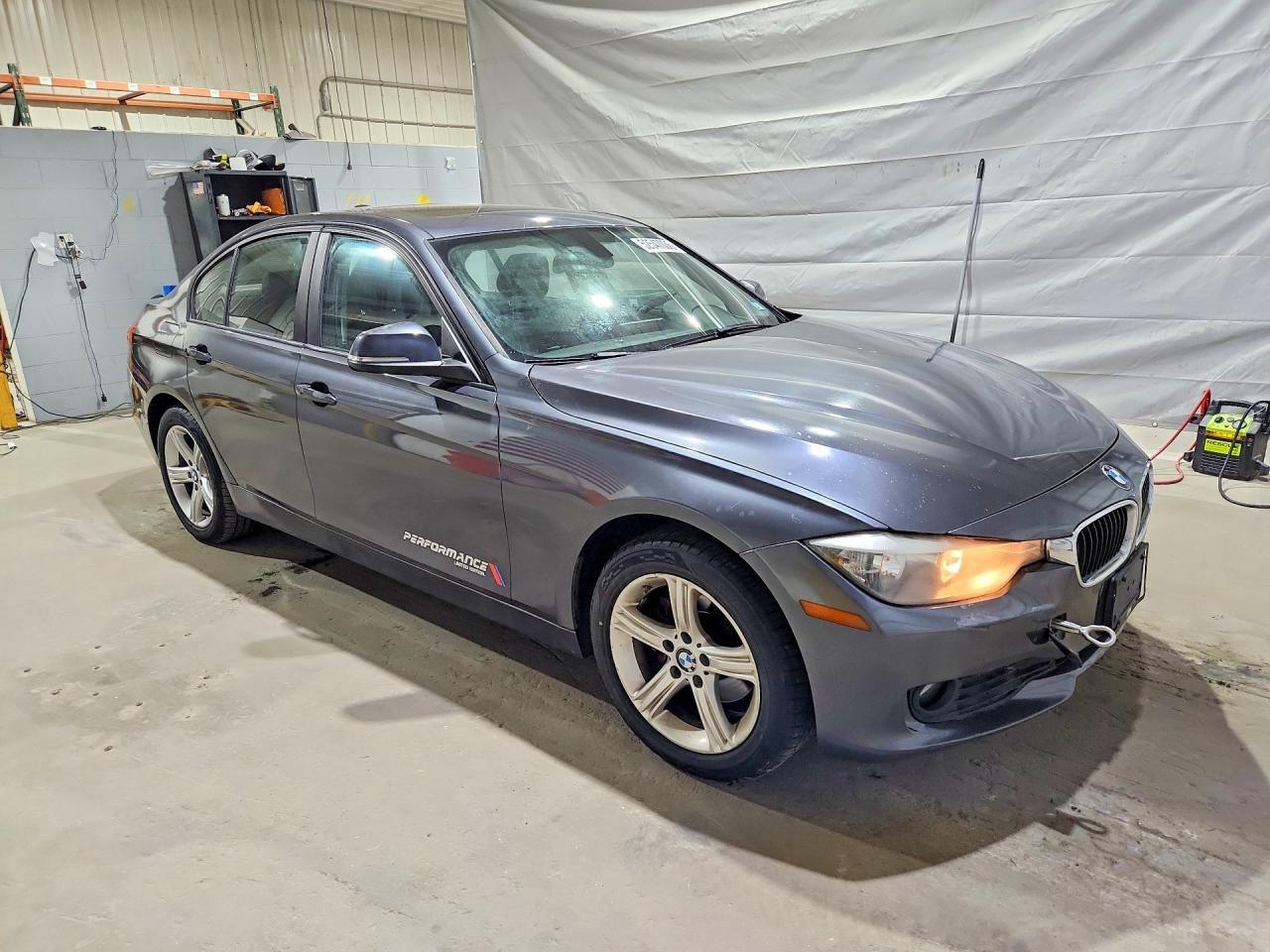 2014 BMW 320 I xDrive - Фото 4