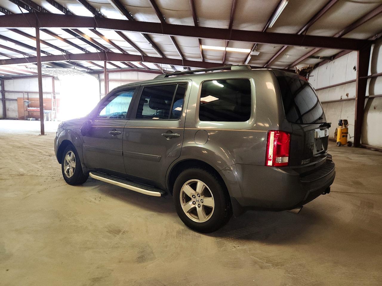 2009 Honda Pilot - Image 2
