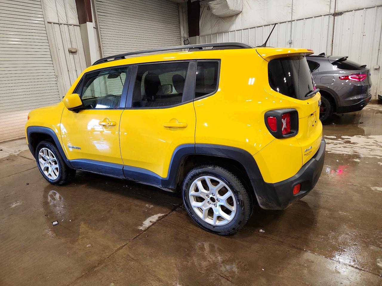 2017 Jeep Renegade Latitude - Фото 2