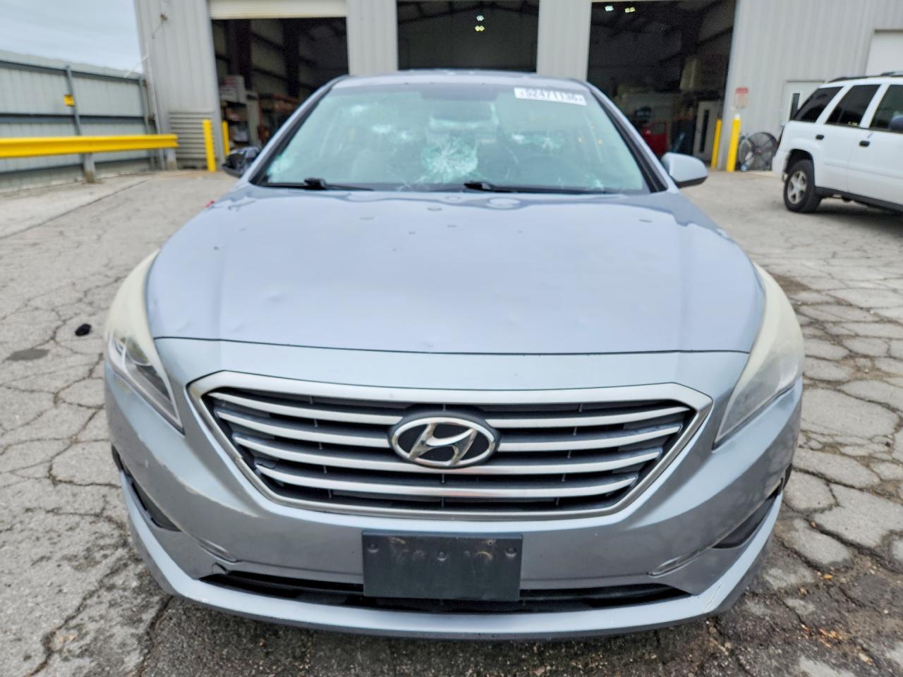 2015 Hyundai Sonata - Image 5