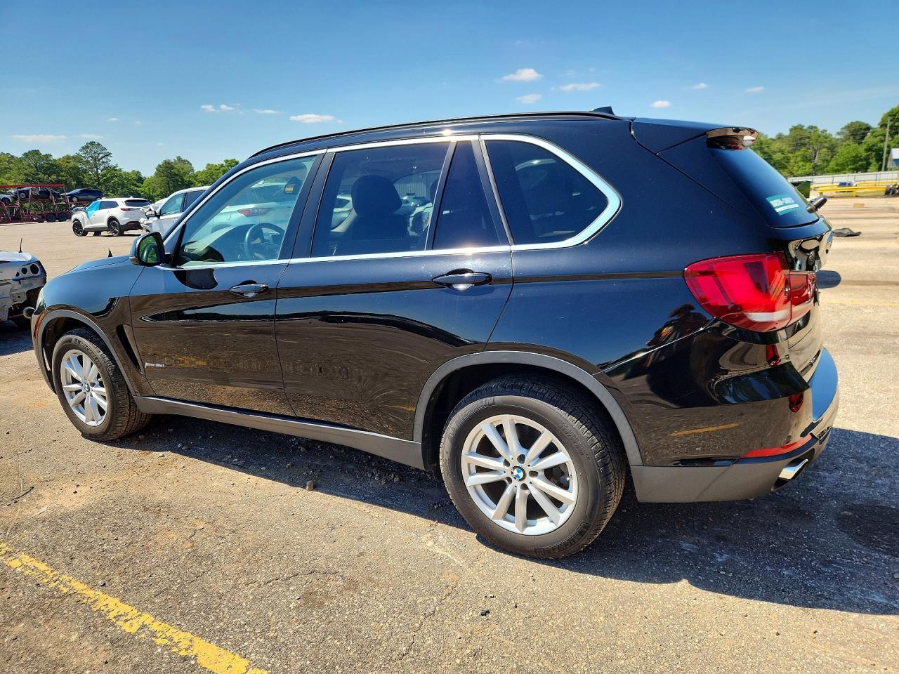 2015 BMW X5 xDrive35I - Фото 2