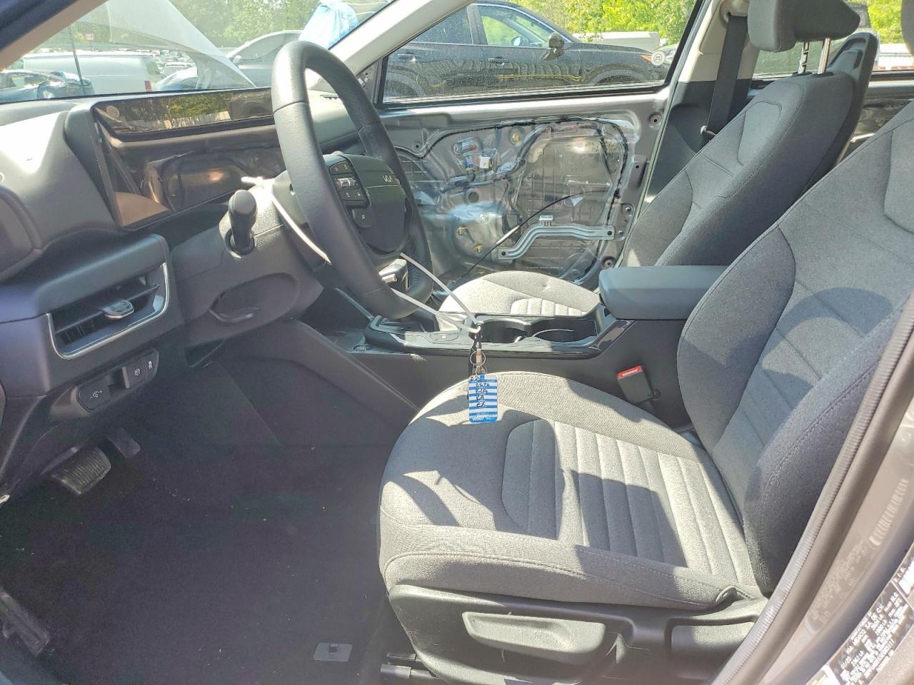 2025 Kia K4 Ex - Фото 7