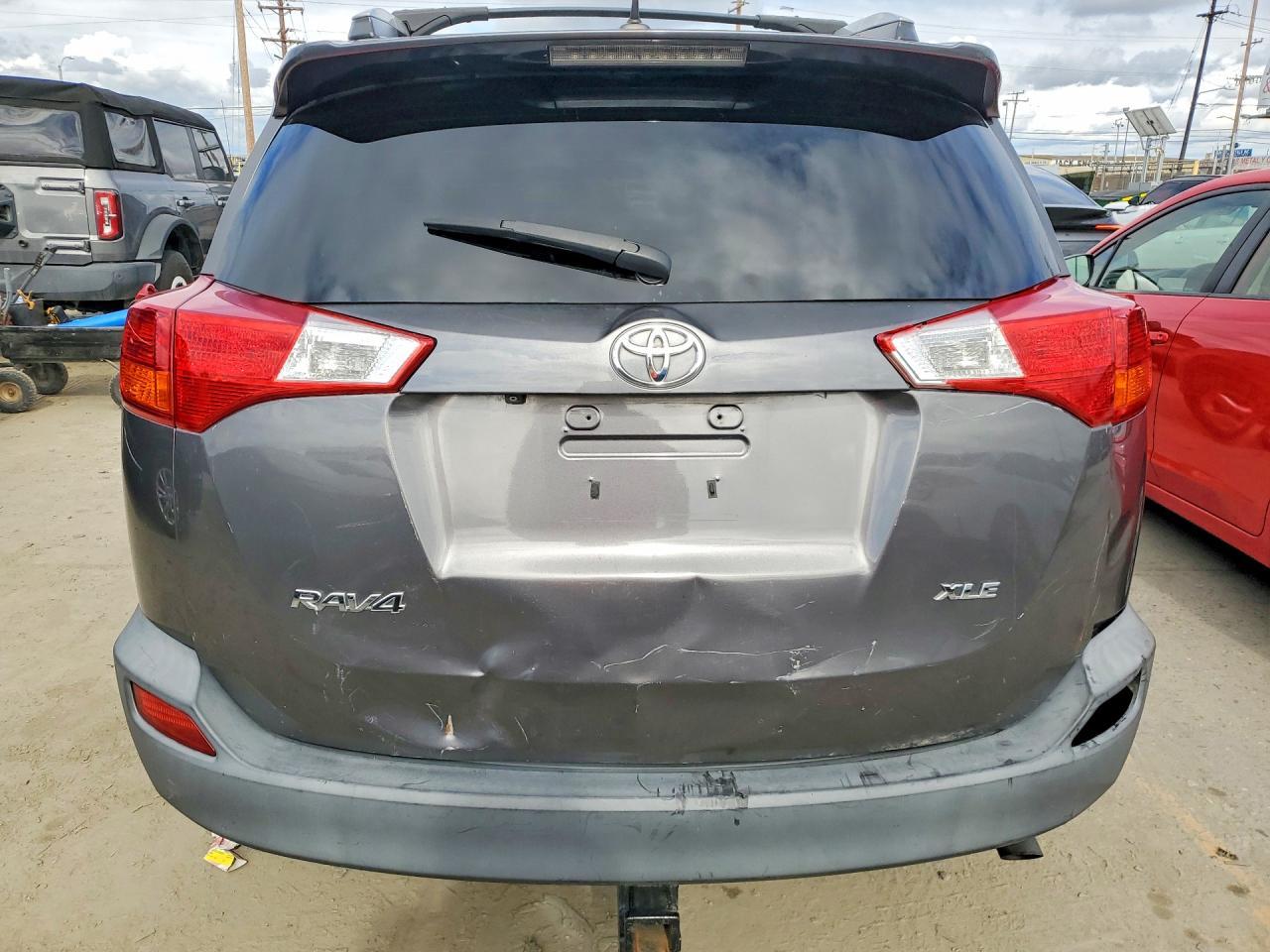 2015 Toyota Rav4 Xle - Image 6