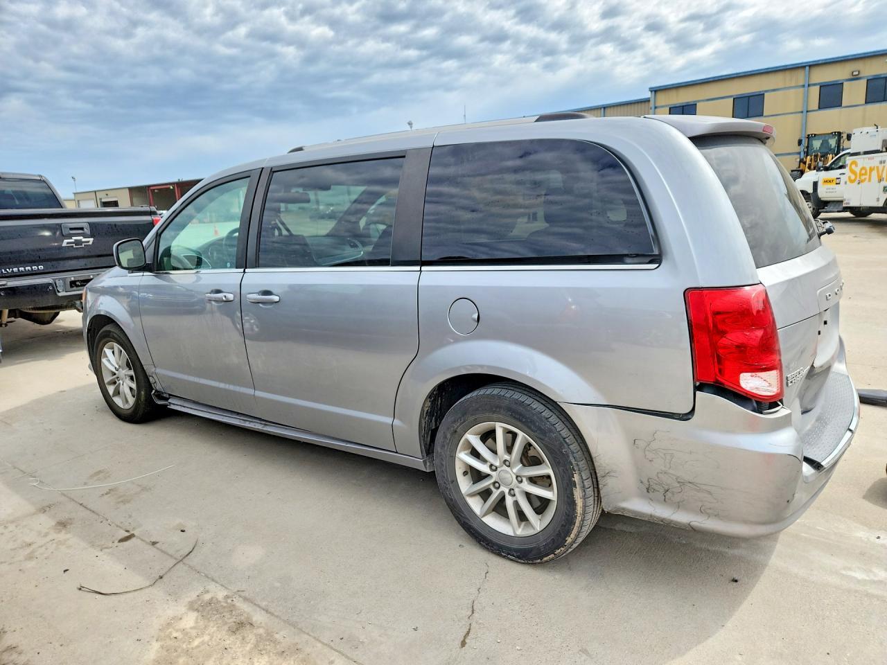 2019 Dodge Grand Caravan Sxt - Image 2
