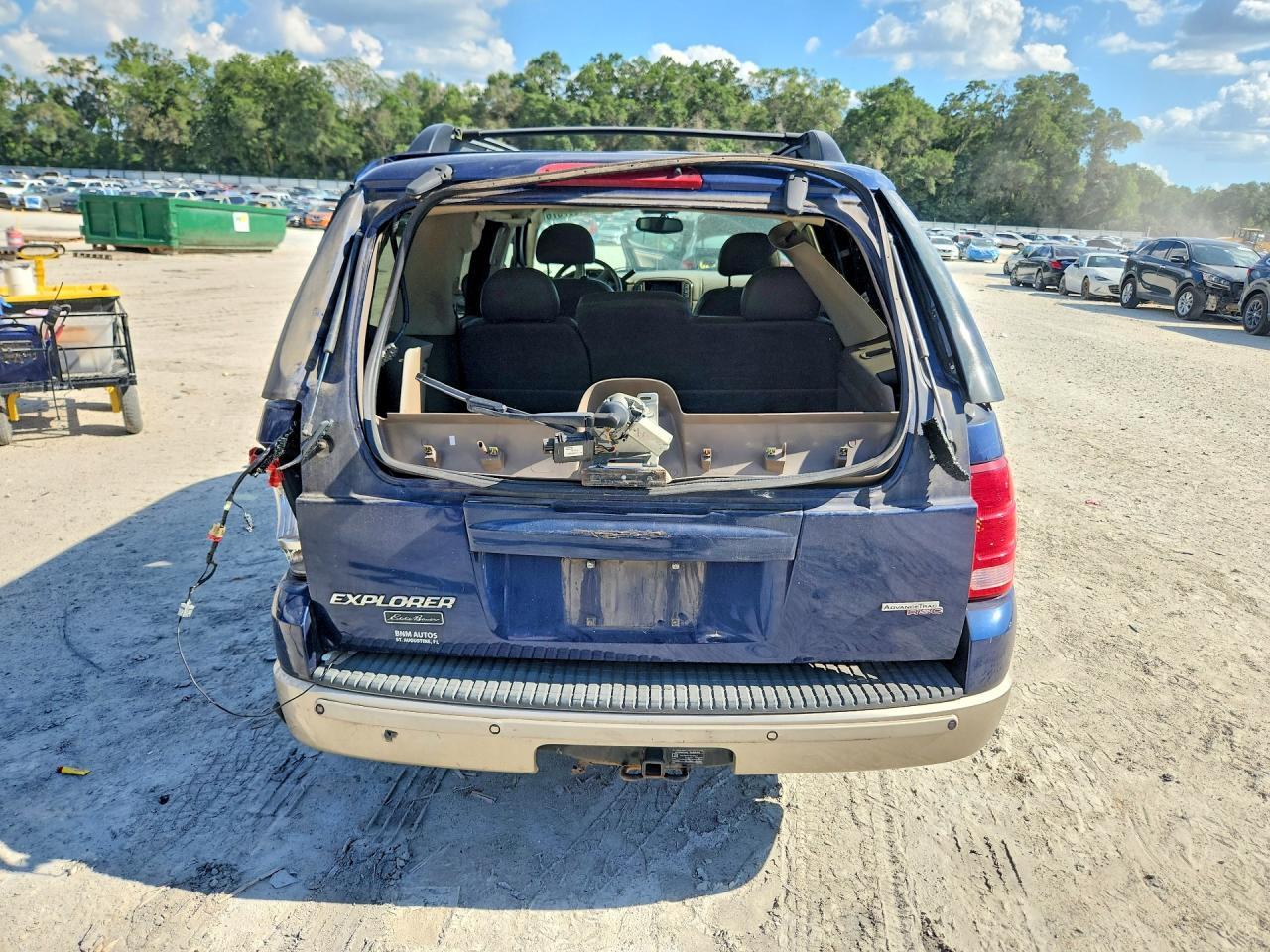 2005 Ford Explorer Eddie Bauer - Фото 6