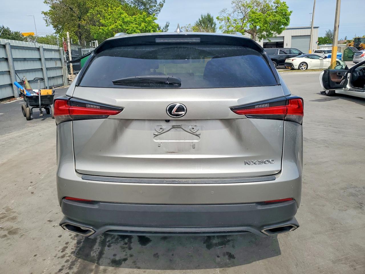 2021 Lexus Nx 300 Base - Фото 6
