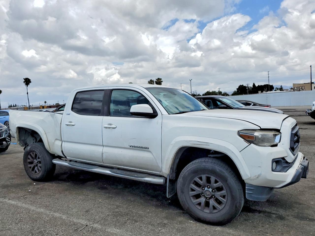 2020 Toyota Tacoma Sr5 V6 - Фото 4