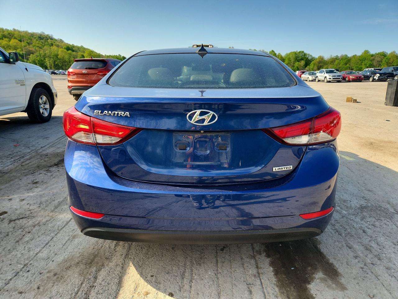 2015 Hyundai Elantra Limited - Фото 6
