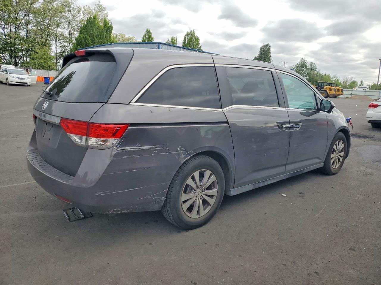 2015 Honda Odyssey Ex - Фото 3