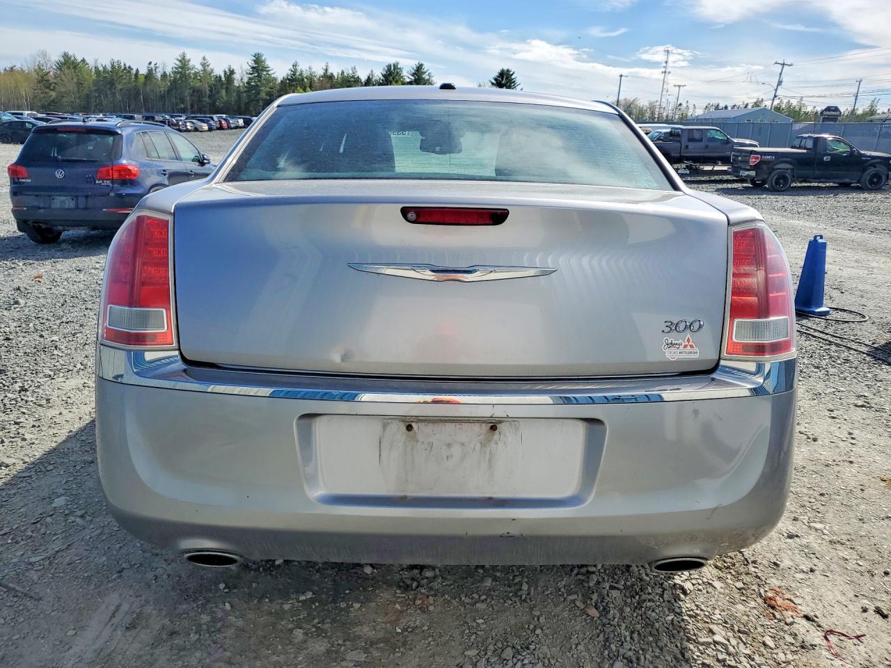 2014 Chrysler 300 - Фото 6