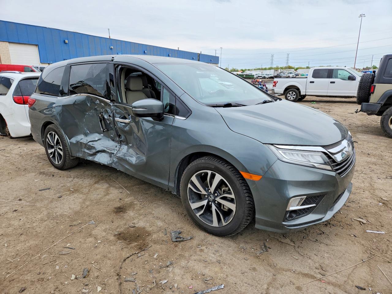 2018 Honda Odyssey Elite - Фото 4