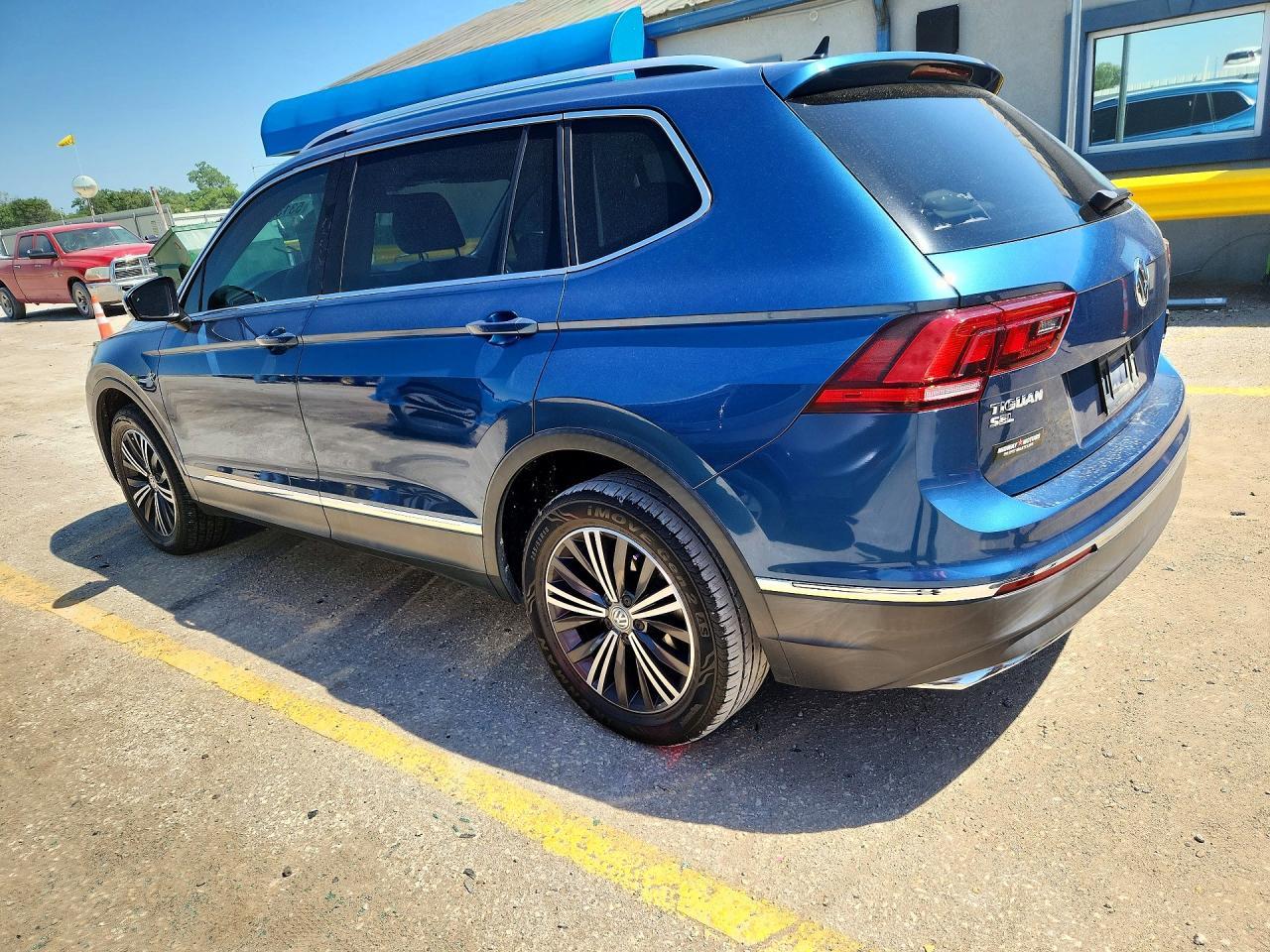2018 Volkswagen Tiguan Se - Фото 2