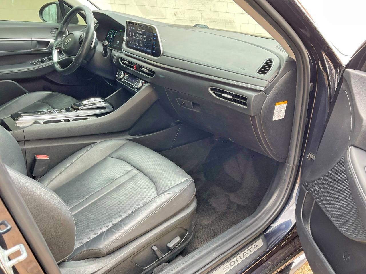 2021 Hyundai Sonata Hybrid - Image 5