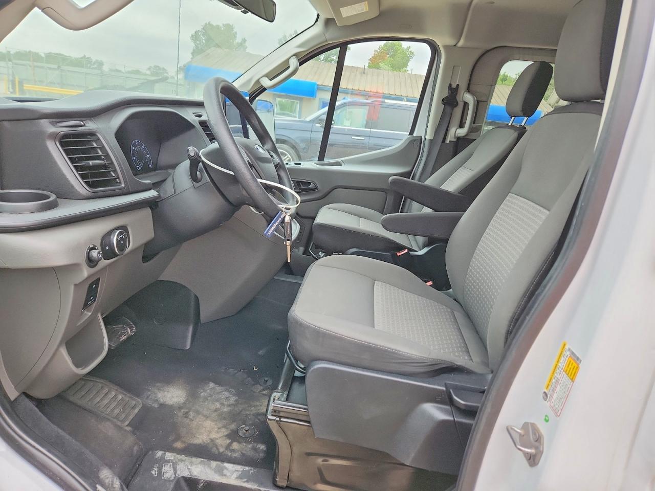 2022 Ford Transit T-350 - Фото 7