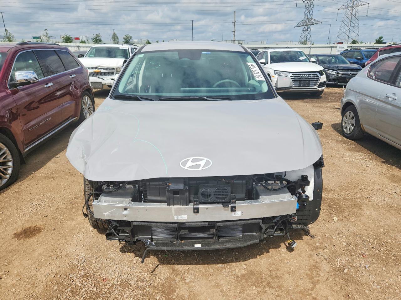 2026 Hyundai Ioniq 5 Sel - Image 5
