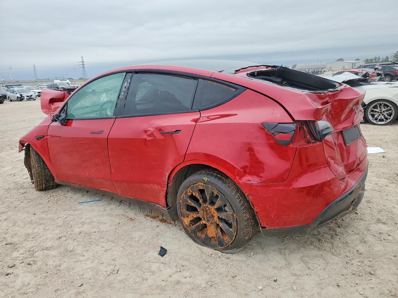 2023 Tesla Model Y - Image 2
