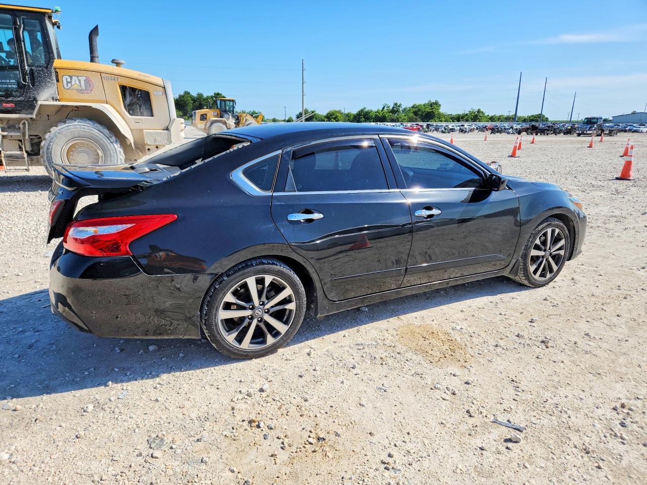 2016 Nissan Altima 2.5 Sr - Фото 3
