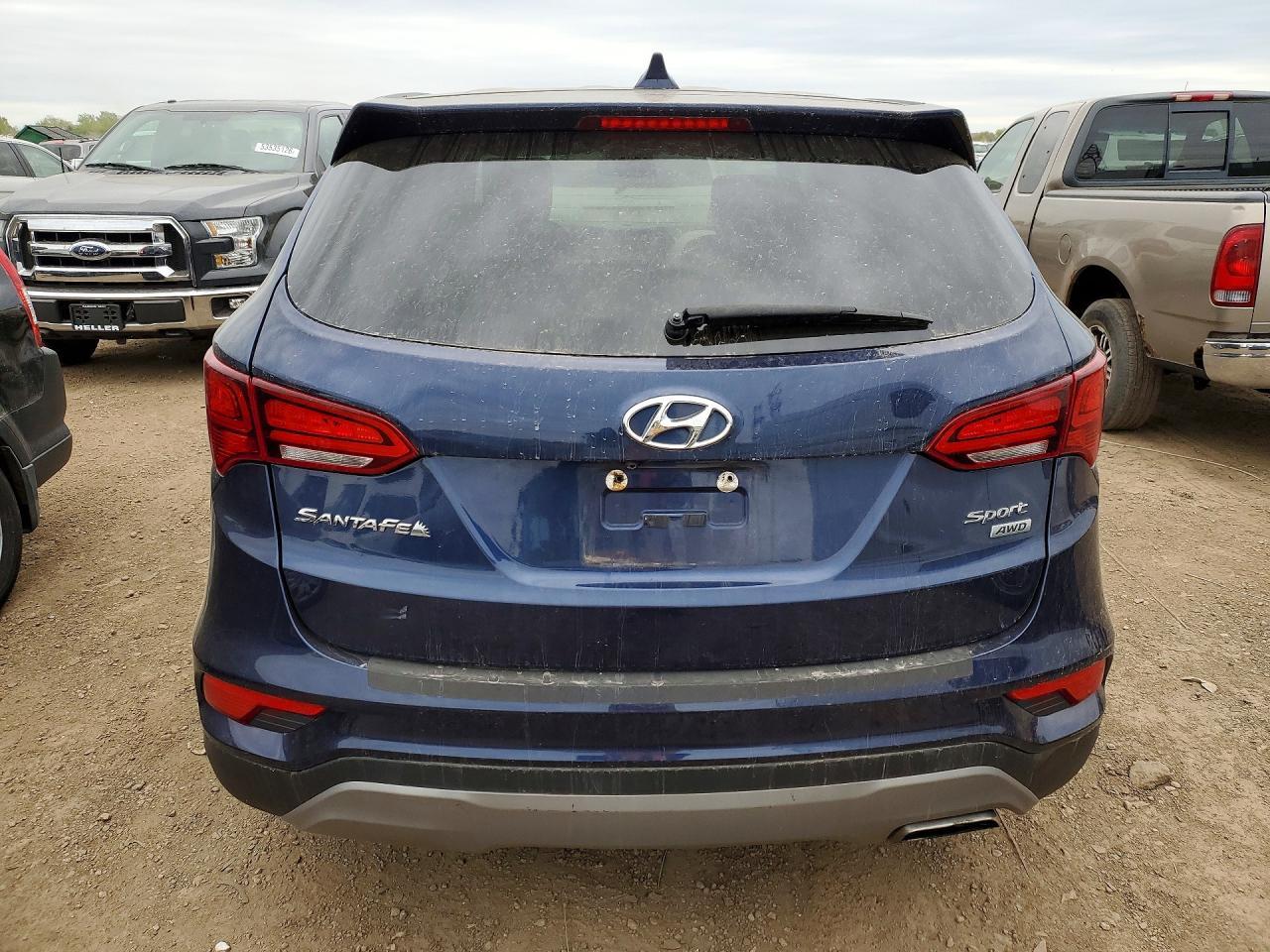2017 Hyundai Santa Fe Sport 2.4L - Image 6