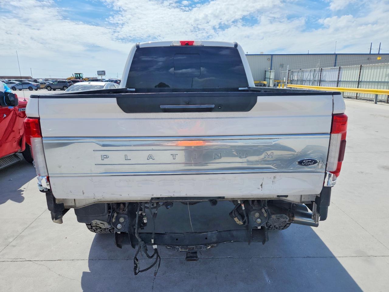 2019 Ford F250 Super Duty - Фото 6
