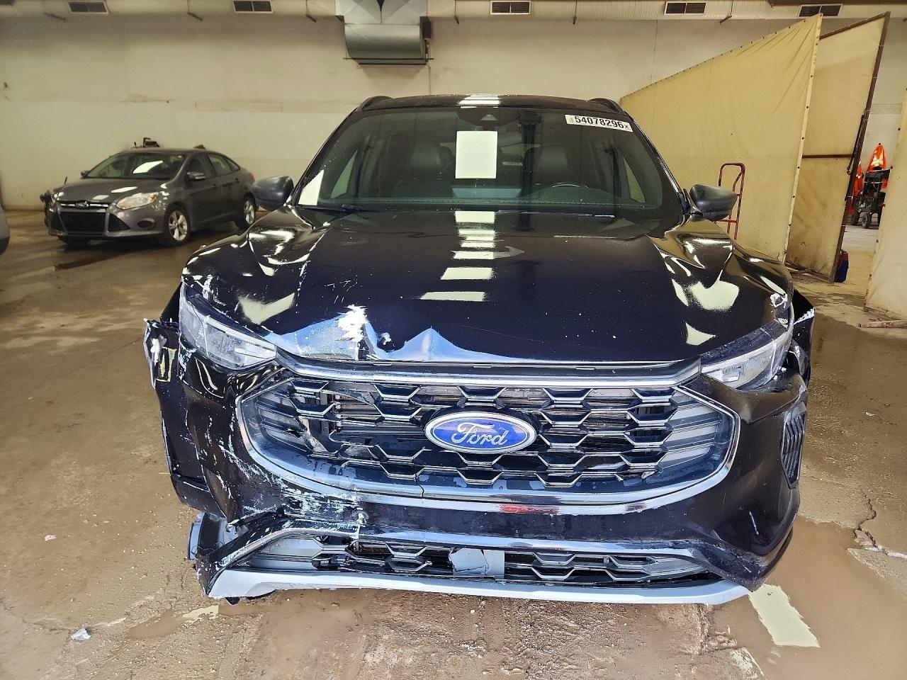 2023 Ford Escape St Line - Фото 5