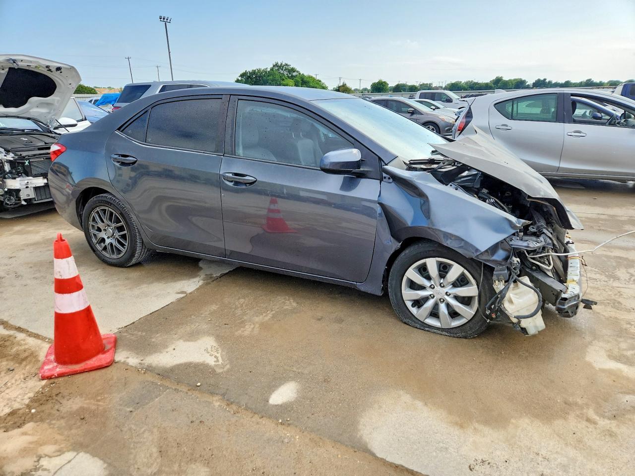 2015 Toyota Corolla Le - Фото 4
