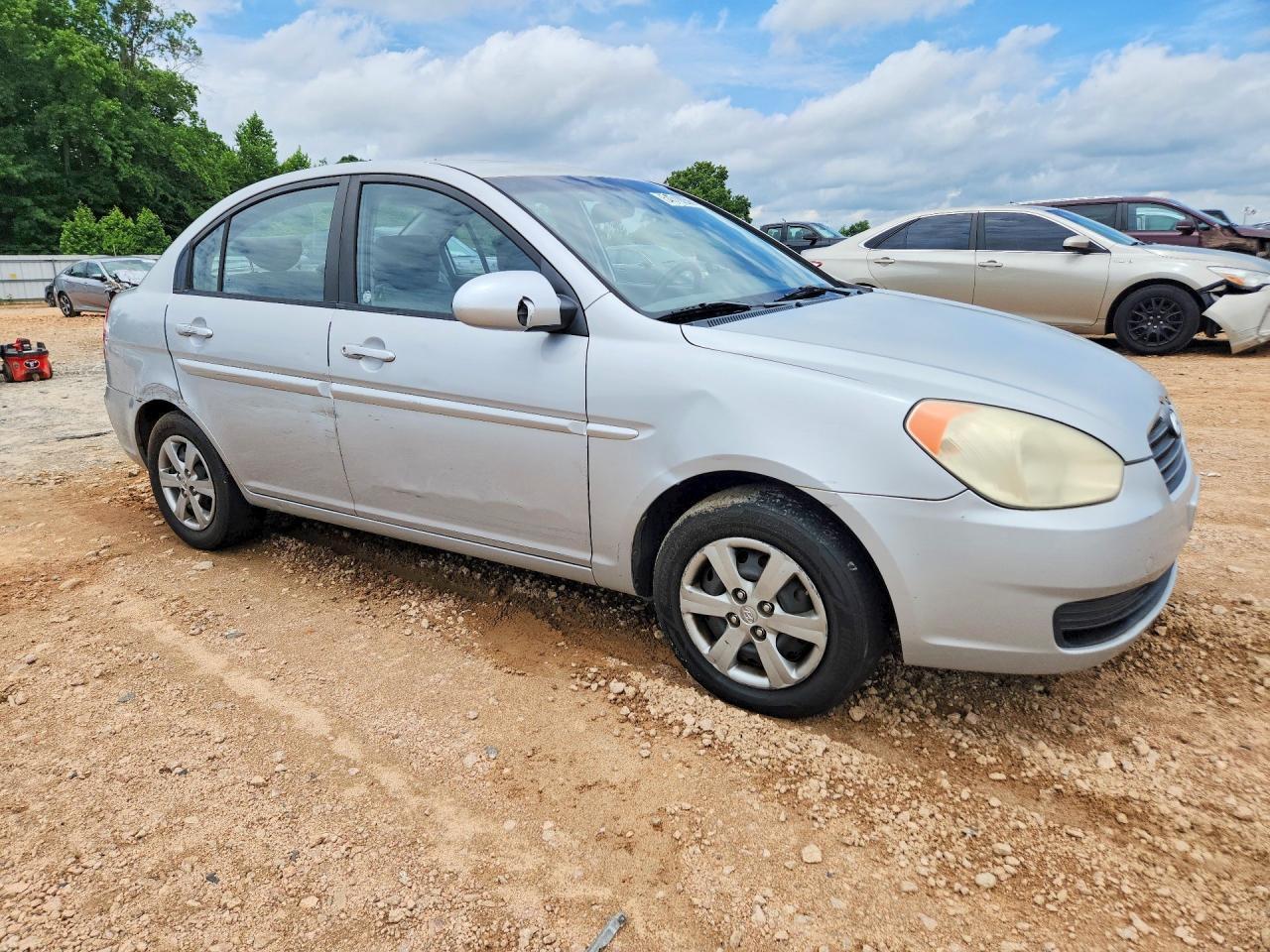 2009 Hyundai Accent Gls - Фото 4