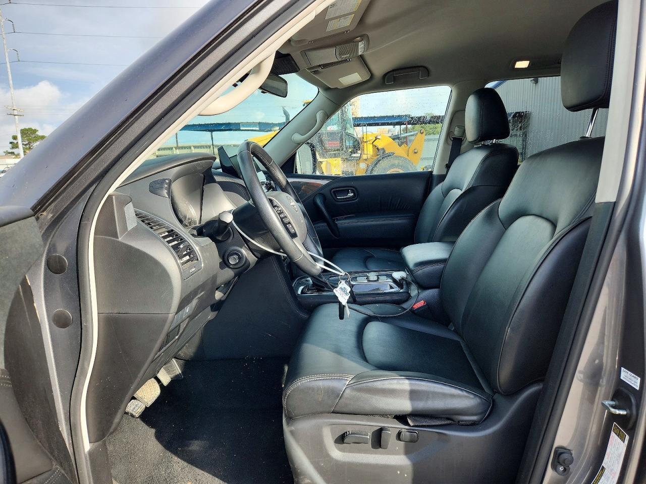 2022 Nissan Armada Sv - Image 7