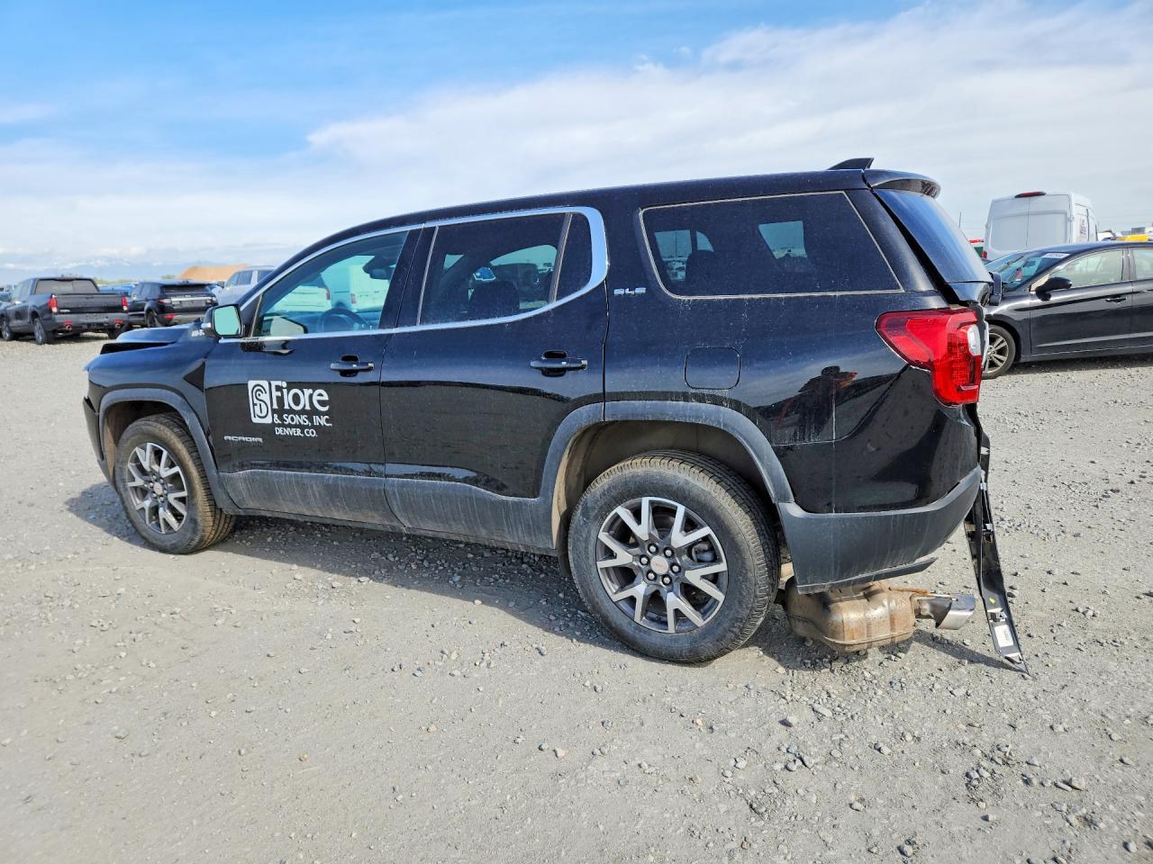 2023 GMC Acadia Sle - Image 2