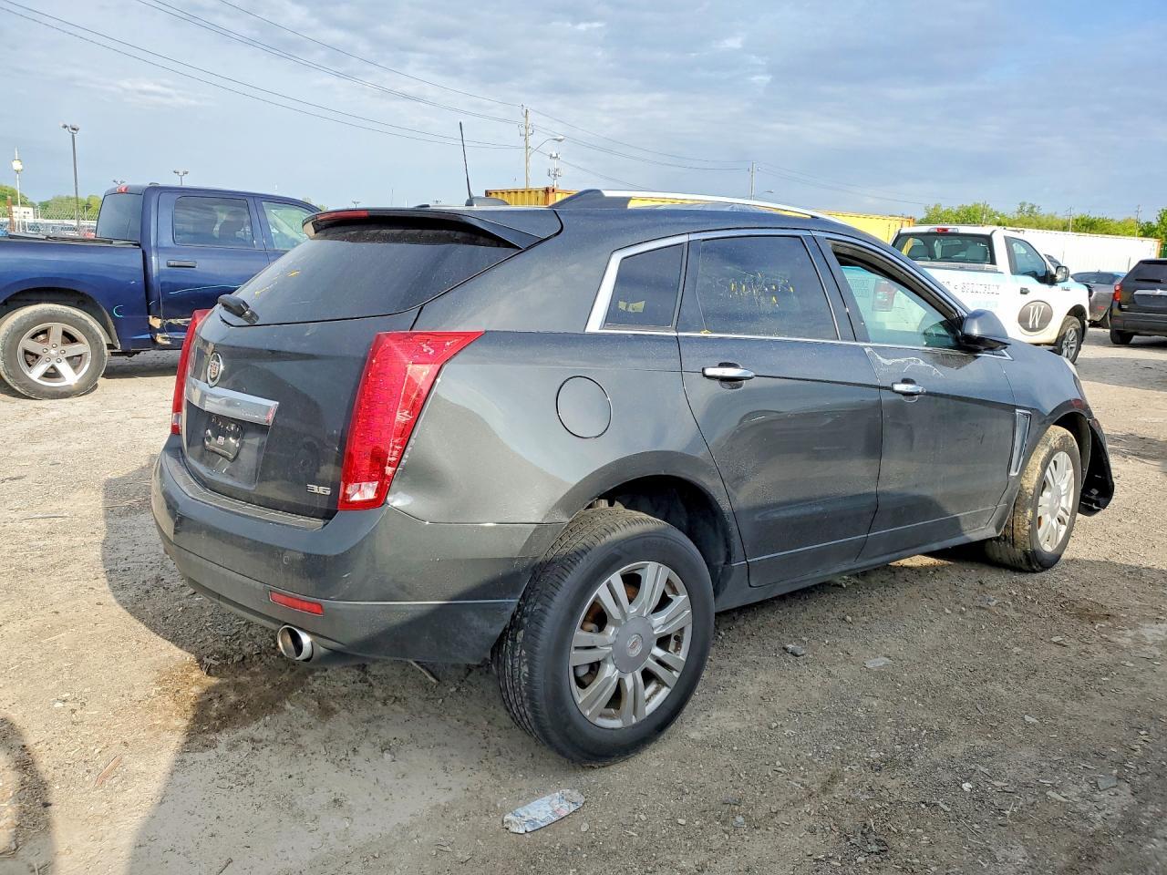 2015 Cadillac Srx Luxury Collection - Image 3