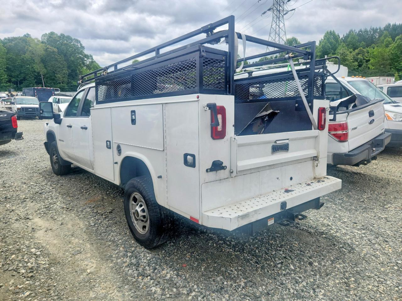 2024 Chevrolet Silverado C2500 Heavy Duty - Фото 2